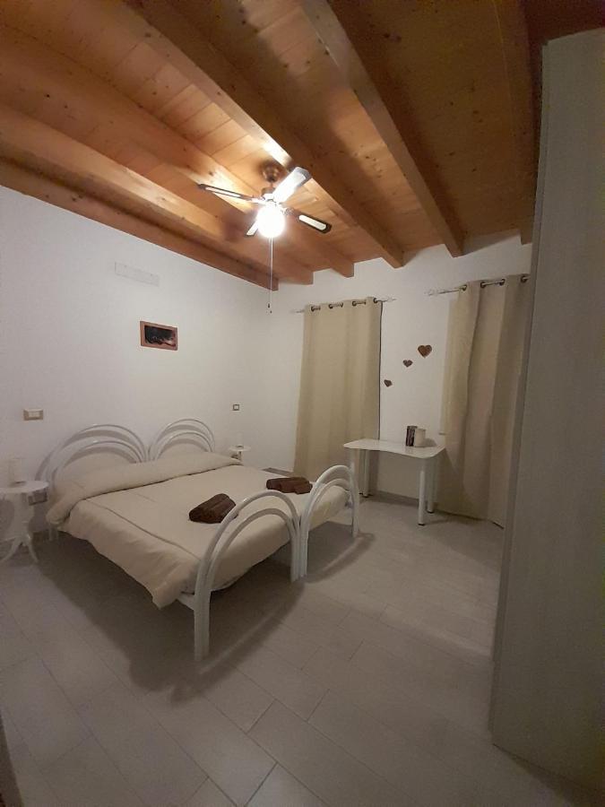 Casa Rosa Dei Venti Apartment Villa San Pietro Bagian luar foto
